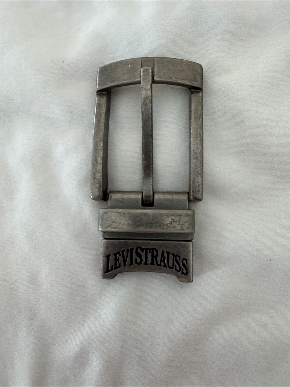 Levi's Metal Belt Buckle in Aged Silver Tone